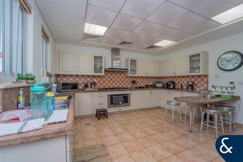 Huvila Dubai Sports City, Dubai, Arabiemiraatit 5 makuuhuonetta, 542 m2 № 666528 - kuva 9