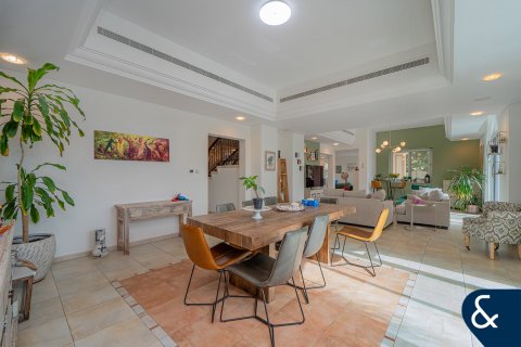 Huvila Dubai Sports City, Dubai, Arabiemiraatit 5 makuuhuonetta, 542 m2 № 666528 - kuva 5