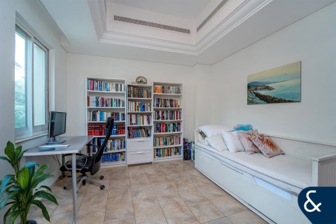 Huvila Dubai Sports City, Dubai, Arabiemiraatit 5 makuuhuonetta, 542 m2 № 666528 - kuva 14