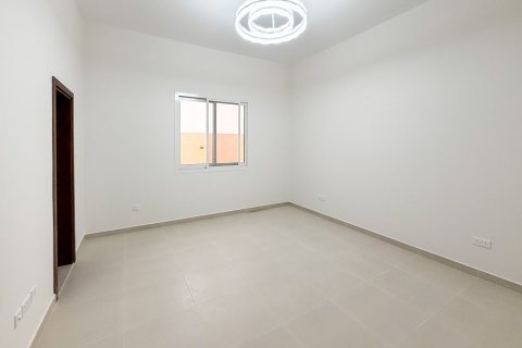Willa do wynajęcia w Al Aweer, Dubai, ZEA 4 sypialnie, 744.73 mkw., nr 754421 - zdjęcie 9