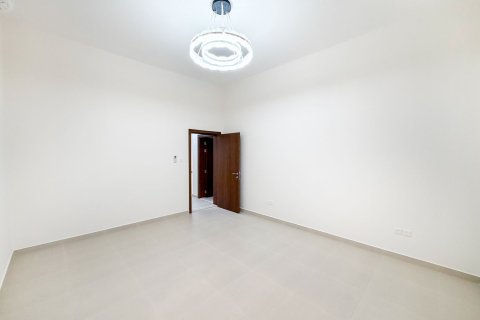 Willa do wynajęcia w Al Aweer, Dubai, ZEA 4 sypialnie, 744.73 mkw., nr 754421 - zdjęcie 12