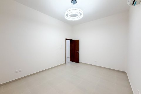 Willa do wynajęcia w Al Aweer, Dubai, ZEA 4 sypialnie, 744.73 mkw., nr 754421 - zdjęcie 14