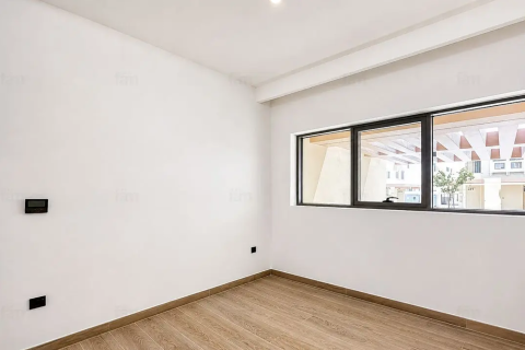 Townhouse de închiriat în Damac Lagoons, Dubai, EAU 4 dormitoare, 206.32 mp.  №754418 - poză 2