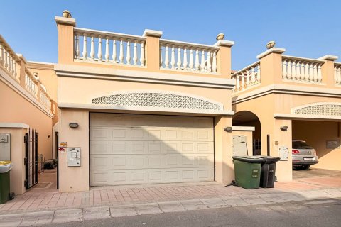 Villa en alquiler en Jumeirah Village Circle, Dubai, EAU 2 dormitorios, 240 m2 № 754389 - foto 19