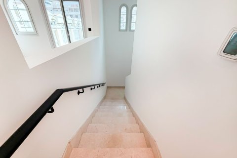 Villa en alquiler en Jumeirah Village Circle, Dubai, EAU 2 dormitorios, 240 m2 № 754389 - foto 16