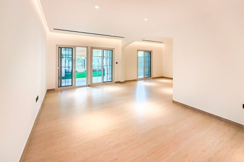 Villa en alquiler en Jumeirah Village Circle, Dubai, EAU 2 dormitorios, 240 m2 № 754389 - foto 12
