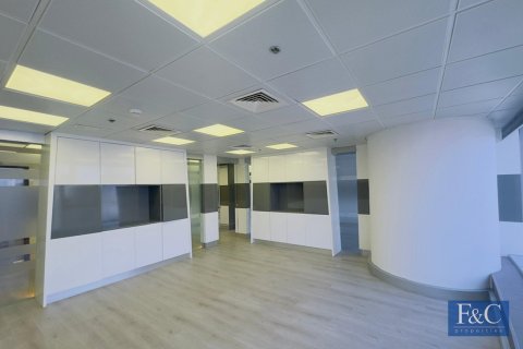 Birojs Jumeirah Lake Towers, Dubaijā, AAE 107 m2 Nr. 704742 - attēls 4
