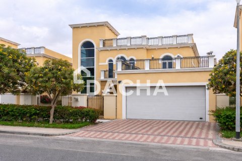 Villa till försäljning i Jumeirah Park, Dubai, UAE 4 sovrum, 455 kvm Nr. 706639 - fotografi 2