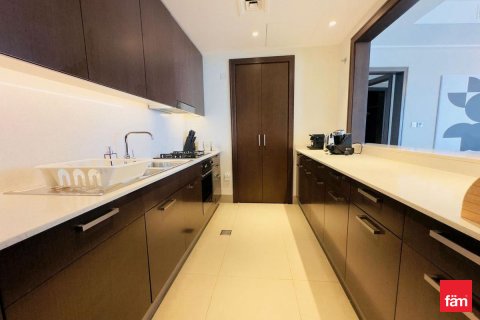 Apartmen di Downtown Dubai (Downtown Burj Dubai), UAE 4 bilik tidur, 279.8 meter persegi № 692873 - foto 14
