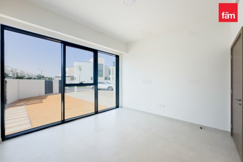 Зняти в оренду віллу в Дубай, ОАЕ 4 спальні, 604.9м2, № 692875 - фото 7