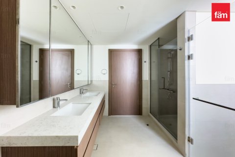 Зняти в оренду віллу в Дубай, ОАЕ 4 спальні, 604.9м2, № 692875 - фото 18