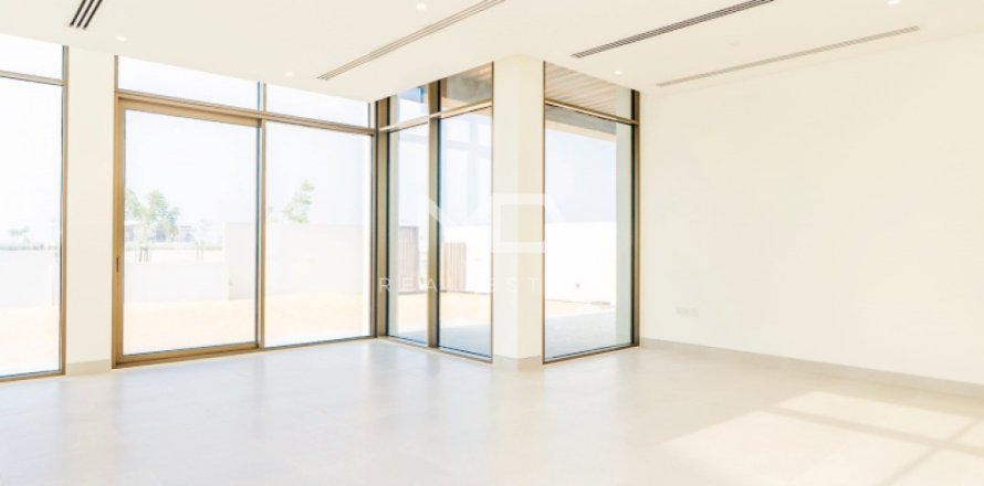 Vila di Abu Dhabi, UEA 4 kamar tidur, 1324 m2 nomor 554627