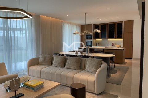 Villa sa Saadiyat Island, Abu Dhabi, UAE 4 silid-tulugan, 461 sq.m. № 554623 - larawan 8