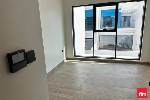 Rumah bandar di Dubai, UAE 5 bilik tidur, 306 meter persegi № 720442