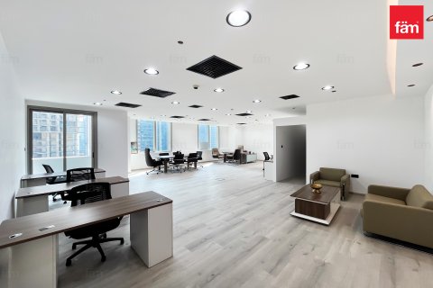Oficina en alquiler en Business Bay, Dubai, EAU 107.6 m2 № 652414 - foto 1