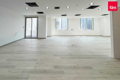 Снять в аренду офис в Бизнес-Бэй, Дубай, ОАЭ 107.6м2, № 652414 - фото 5
