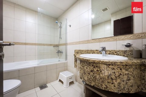 Lägenhet till försäljning i Dubai Marina, Dubai, UAE 2 sovrum, 110.4 kvm Nr. 715292 - fotografi 15