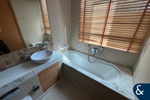 Huoneisto Dubai Marina, Dubai, Arabiemiraatit 3 makuuhuonetta, 163 m2 № 667026 - kuva 21