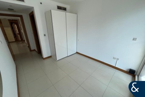 Huoneisto Dubai Marina, Dubai, Arabiemiraatit 3 makuuhuonetta, 163 m2 № 667026 - kuva 15