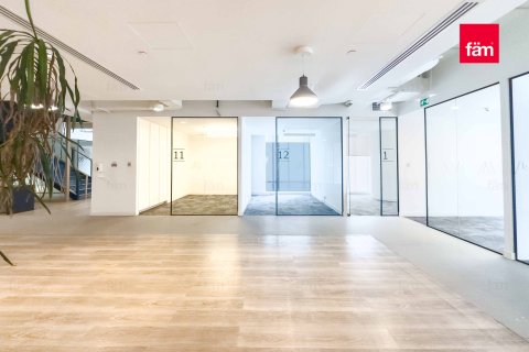 Ured u gradu Business Bay, Dubai, UAE 1813.1 m2 Br. 691423 - Slika 2