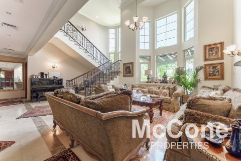 Vila v Jumeirah Islands, Dubai, SAE 4 ložnice, 988.21 m² Č.: 587294 - fotografie 1