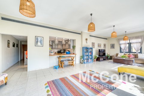 Apartemen di Greens, Dubai, UEA 3 kamar tidur, 192.31 m2 nomor 587296 - foto 2