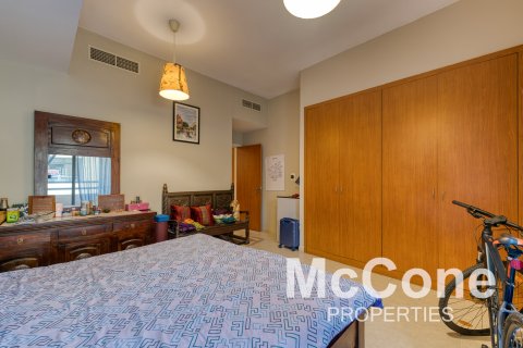 Apartemen di Greens, Dubai, UEA 3 kamar tidur, 192.31 m2 nomor 587296 - foto 12