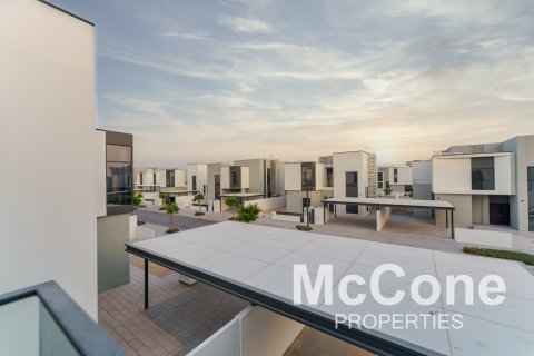 Řadový dům v Al Furjan, Dubai, SAE 4 ložnice, 336.03 m² Č.: 587297 - fotografie 21