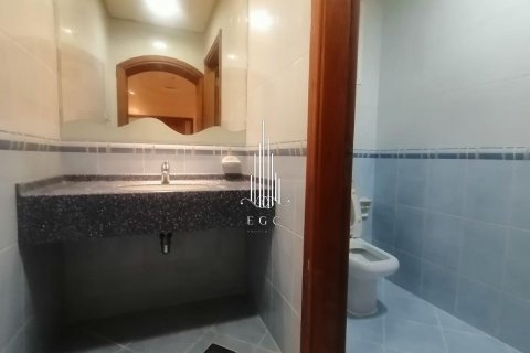 Üürile anda korter asukohaga Al Khalidiya, Abu Dhabi, AÜE: 3 magamistoaga, 174.5 m² Nr 572772 - pilt 17
