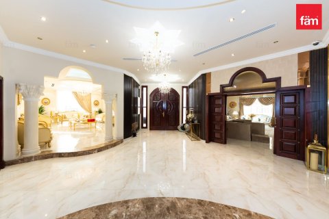 Villa te koop in Dubai, VAE 5 slaapkamers, 1073.2 vr.m., nr 659217 - foto 5