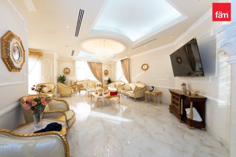 Villa te koop in Dubai, VAE 5 slaapkamers, 1073.2 vr.m., nr 659217 - foto 9