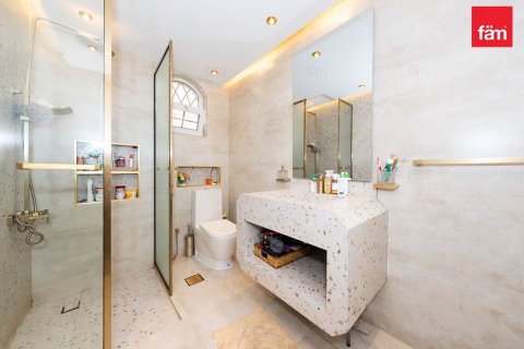 Villa te koop in Dubai, VAE 5 slaapkamers, 1073.2 vr.m., nr 659217 - foto 12