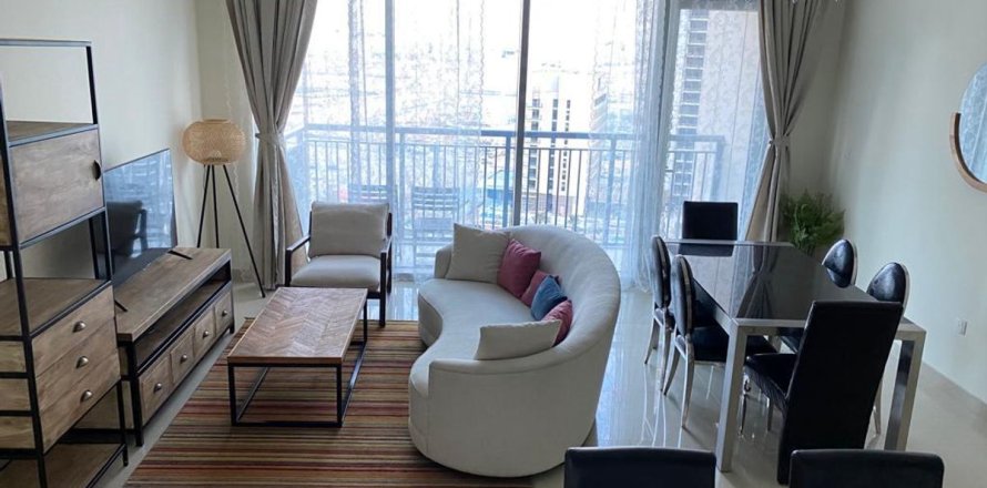 דירה ב Dubai, איחוד האמירויות 2 חדרי שינה, 109.3 מ"ר מספר 682056