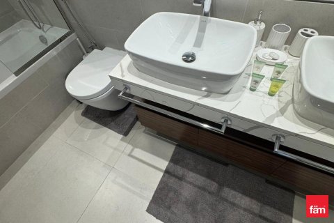 דירה להשכרה ב Umm Suqeim, Dubai, איחוד האמירויות  2 חדרי שינה, 102.8 מ"ר, מספר 722722 - תמונה 9