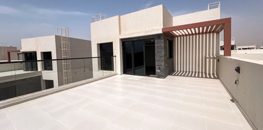 Radhus i Dubai, UAE 6 sovrum, 255.8 kvm Nr. 722721