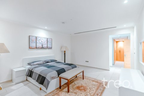 Vila v Jumeirah Park, Dubai, SAE 5 spální, 797.94 m2 č. 753737 - Fotografia 11