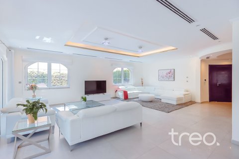 Vila v Jumeirah Park, Dubai, SAE 5 spální, 797.94 m2 č. 753737 - Fotografia 5