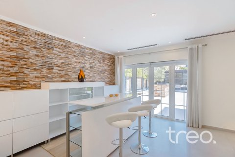 Vila v Jumeirah Park, Dubai, SAE 5 spální, 797.94 m2 č. 753737 - Fotografia 8