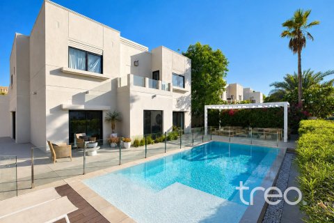 Villa uthyres i Meadows, Dubai, UAE 5 sovrum, 55.28 kvm Nr. 753734 - fotografi 1