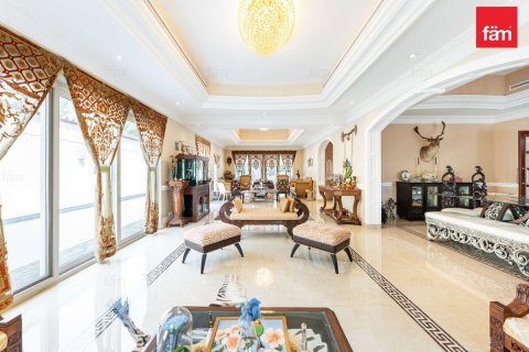 Villa para arrendamento em Dubai, EAU 5 quartos, 793.3 m2 № 753392 - foto 1