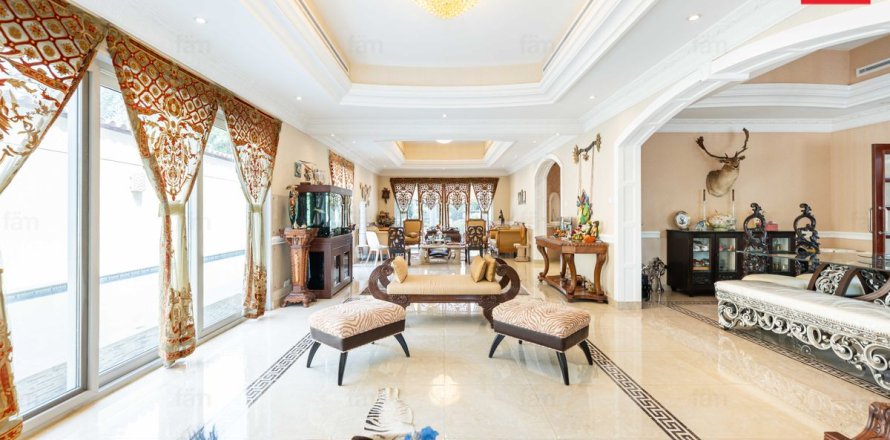 Villa em Dubai, EAU 5 quartos, 793.3 m2 № 753392