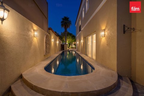Villa para arrendamento em Dubai, EAU 5 quartos, 793.3 m2 № 753392 - foto 19