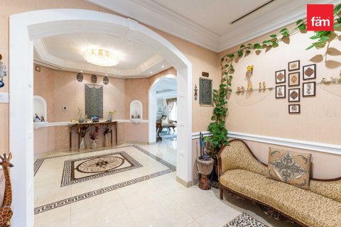 Villa para arrendamento em Dubai, EAU 5 quartos, 793.3 m2 № 753392 - foto 5