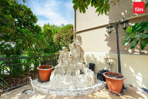 Villa para arrendamento em Dubai, EAU 5 quartos, 793.3 m2 № 753392 - foto 17