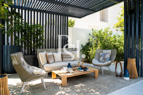 Villa à vendre à Abu Dhabi, EAU 6 chambres, 696 m2 № 716846 - photo 3