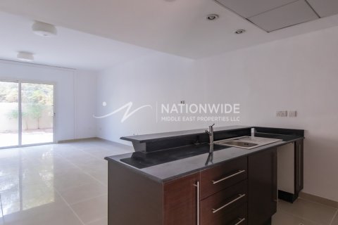 Abu Dhabi, BAE’de satılık townhouse 3 yatak odası, 225 m&sup2; No 647211 - fotoğraf 3