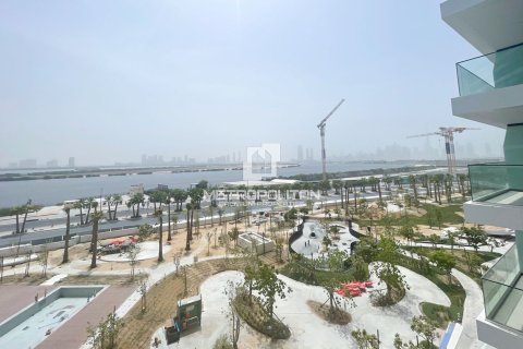 Twee-onder-een-kapwoning te huur in Al Jaddaf, Dubai, VAE 3 slaapkamers, 355 vr.m., nr 665179 - foto 7