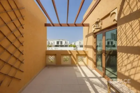 Al Furjan, Dubai, BAE’de satılık sıra ev 3 yatak odası, 262 m&sup2; No 738043 - fotoğraf 19