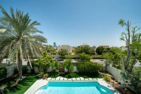 Villa para arrendamento em Meadows, Dubai, EAU 4 quartos, 540 m2 № 738258 - foto 18