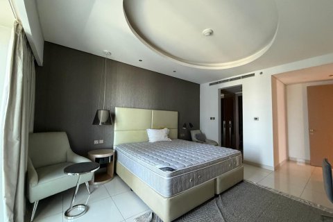 Huoneisto Business Bay, Dubai, Arabiemiraatit 2 makuuhuonetta, 141 m2 № 717770 - kuva 15